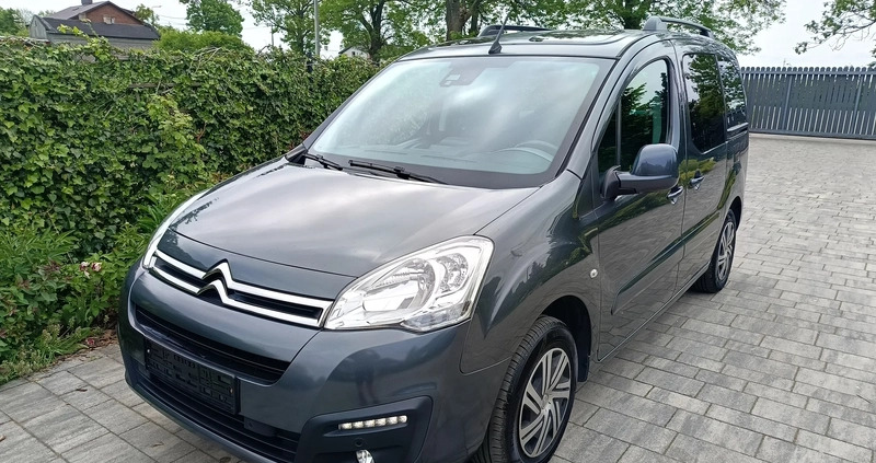 Citroen Berlingo cena 41600 przebieg: 198000, rok produkcji 2017 z Pogorzela małe 326